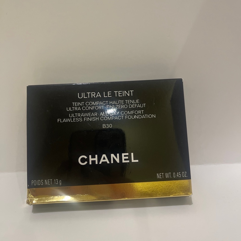 Chanel - Picture 3 of 4